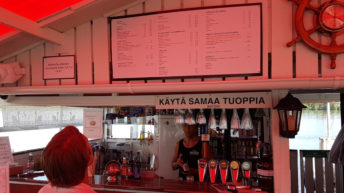 Lohjan Lauttaravintola Oy-10